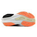Tênis New Balance FuelCell Rebel V4 Branco e Laranja